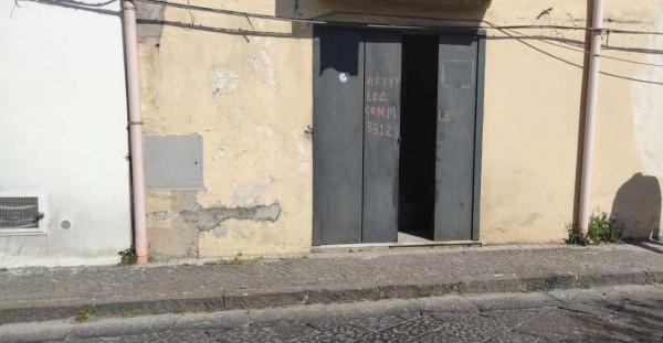 Negozio in Via Casaraia, Somma Vesuviana, {3} - Foto 1