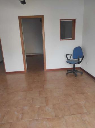 Ufficio in Via Mercato Vecchio, Somma Vesuviana, {3} - Foto 2