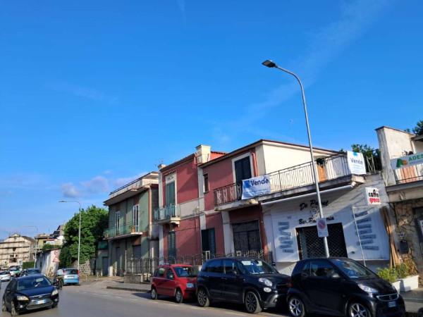 Negozio in Via Costantinopoli 50, Somma Vesuviana, {3} - Foto 1