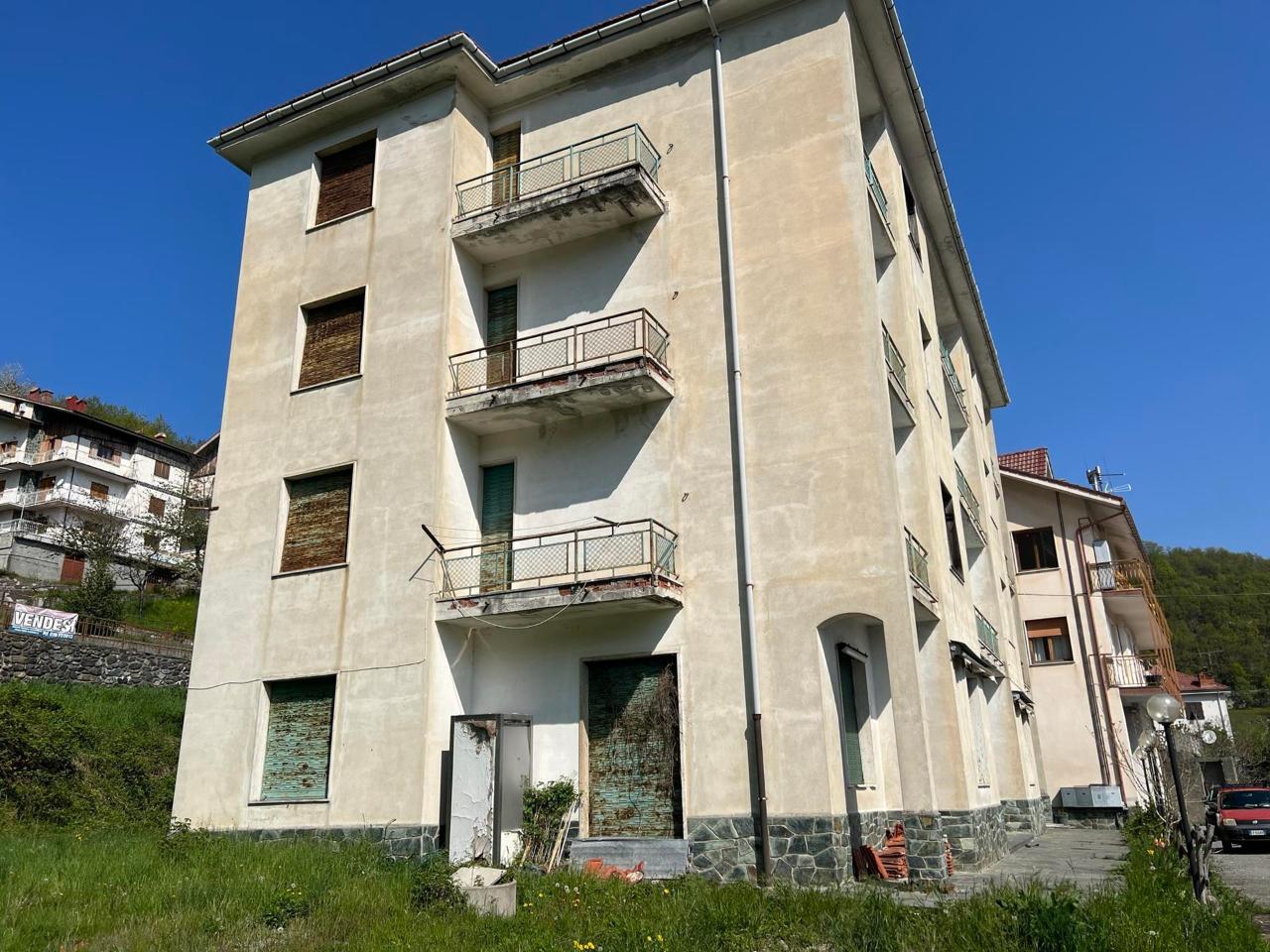 Palazzina commerciale in , Urbe, {3} - Foto 1
