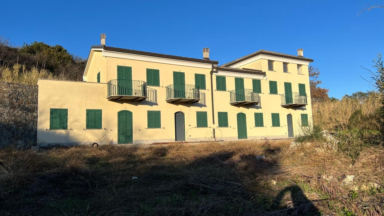 Villa a schiera in vendita a Savona