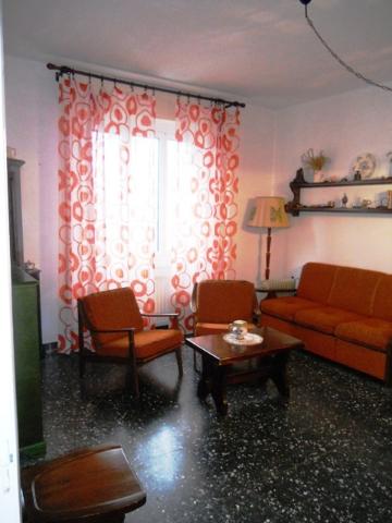 4-room flat in Via Prandi, Urbe - Photo 1