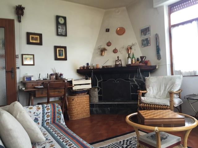 3-room flat in Via Vara Inferiore  10/6, Urbe - Photo 1