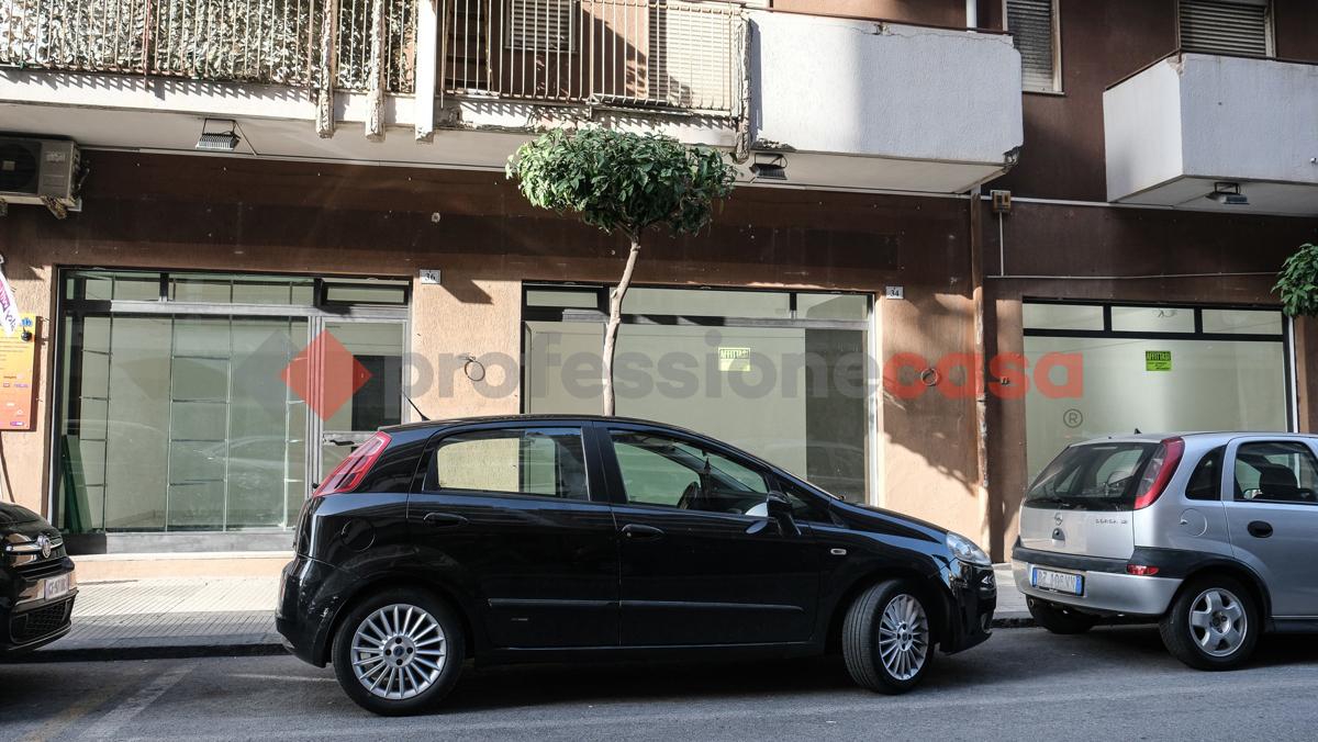 Negozio in Via Giorgio Rizzo 34, Milazzo, {3} - Foto 2