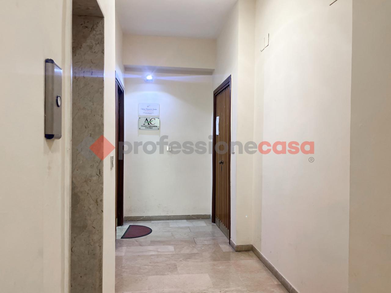 Ufficio in Via Giosuè Carducci 72, Barcellona Pozzo Di Gotto, {3} - Foto 2