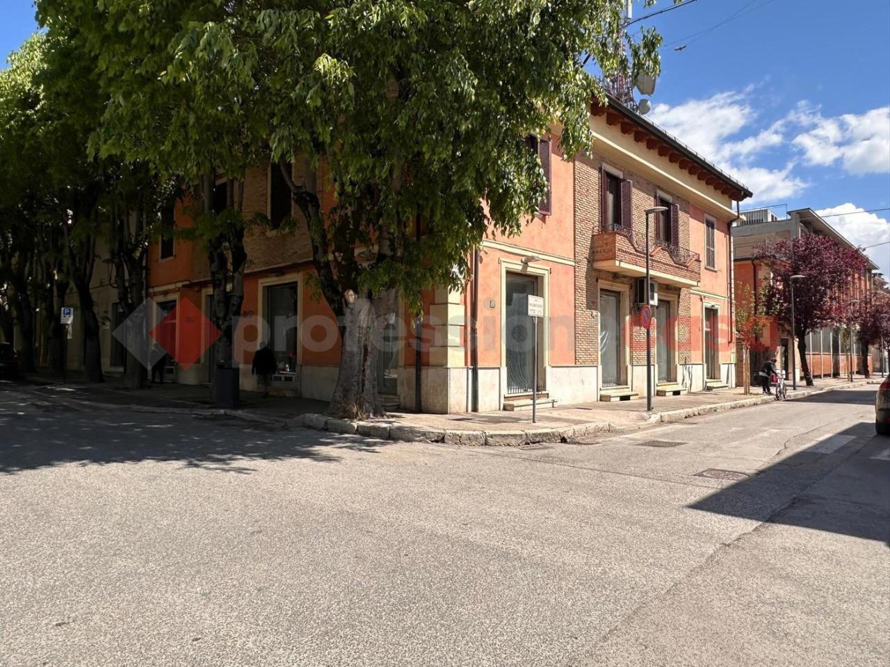 Negozio in Via Cataldi 10, Avezzano, {3} - Foto 2