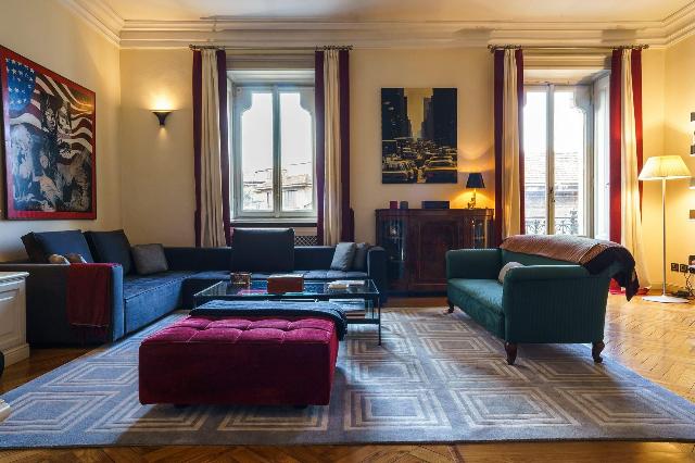 One-room flat in Largo Claudio Treves 5, Milano - Photo 1
