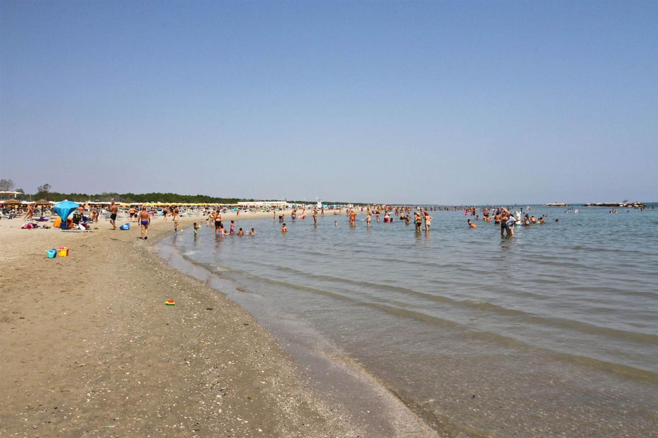 Stabilimento balneare in Via Cadamosto, Ravenna, {3} - Foto 1
