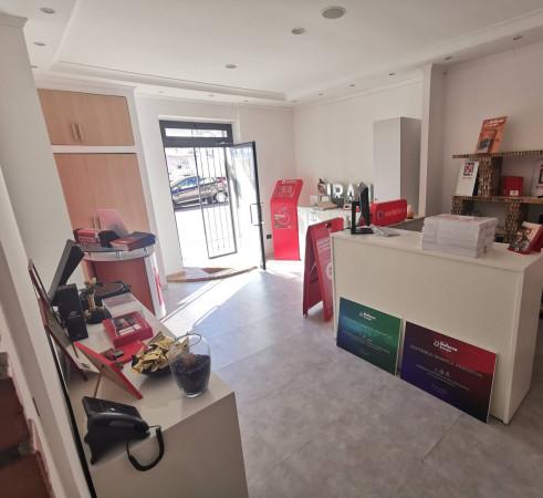Negozio in Viale degli Angioini, Catanzaro, {3} - Foto 1