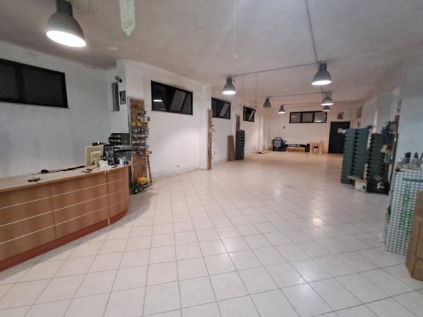 Negozio in Via Carfellà, Settingiano, {3} - Foto 1