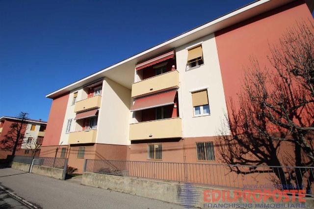 4-room flat, Rovellasca - Photo 1