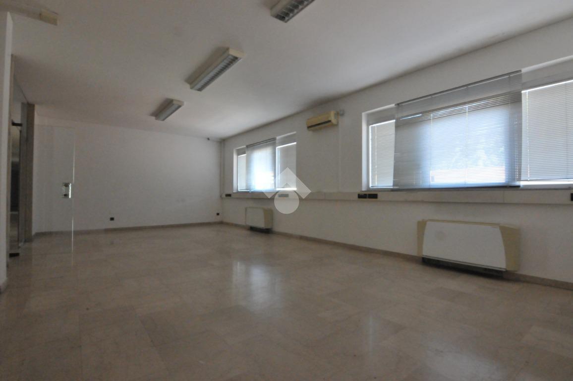 Ufficio in Via San Donato 5, Granarolo Dell'Emilia, {3} - Foto 2