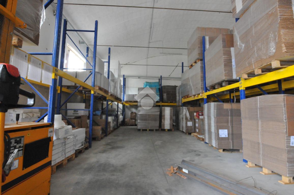 Magazzino in Via Meluzza 12, Dozza, {3} - Foto 2