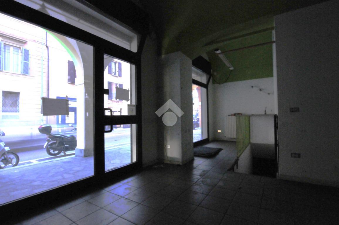 Negozio in Via Mazzini 9, Bologna, {3} - Foto 2