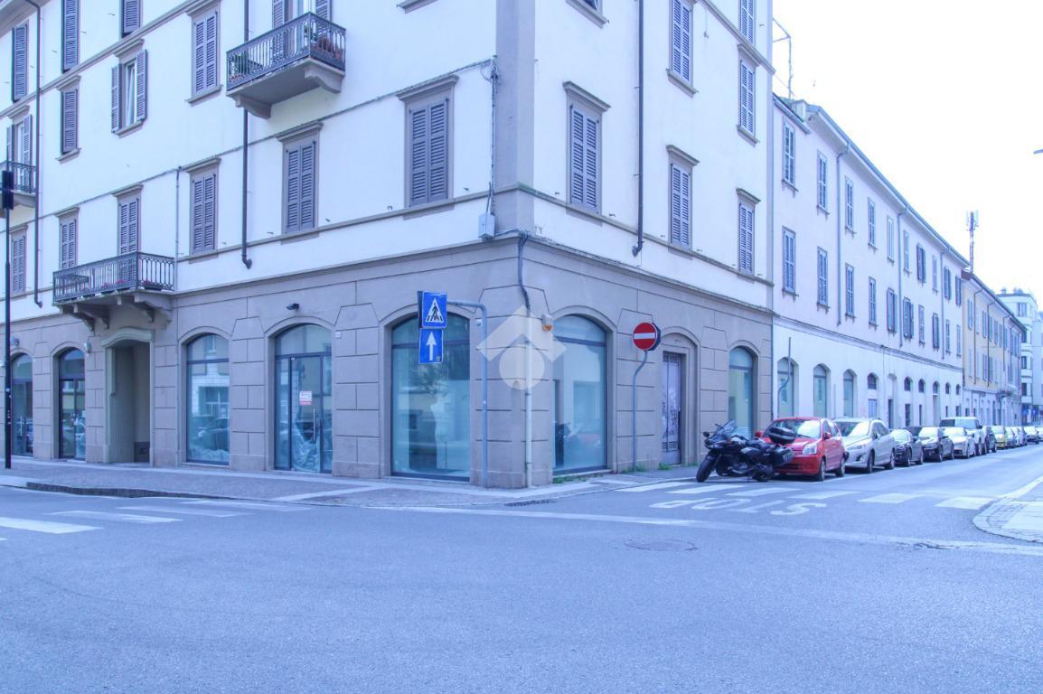 Negozio in Via Azzone Visconte 22, Lecco, {3} - Foto 1