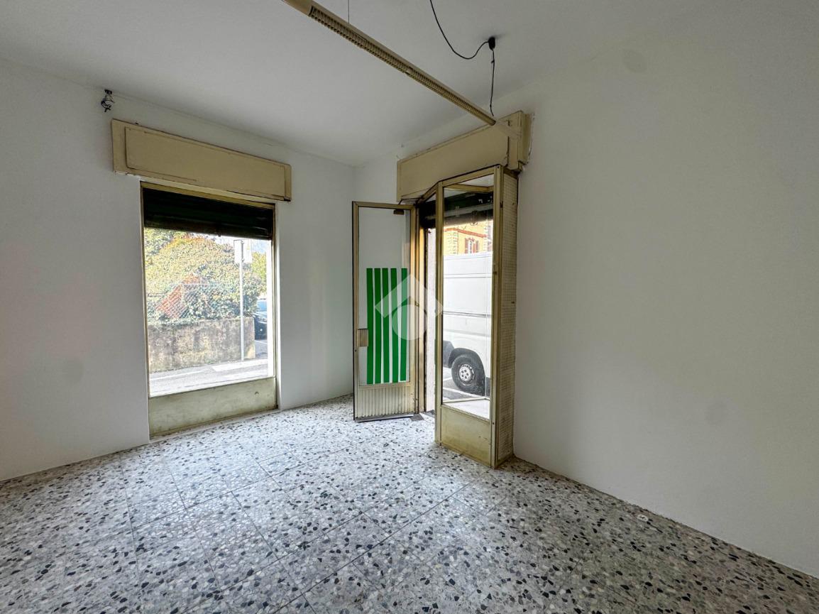 Ufficio in Via Trento 18, Lecco, {3} - Foto 2