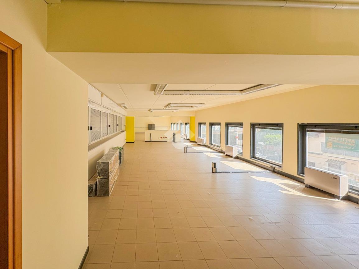 Ufficio in Corso Emanuele Filiberto, Lecco, {3} - Foto 2