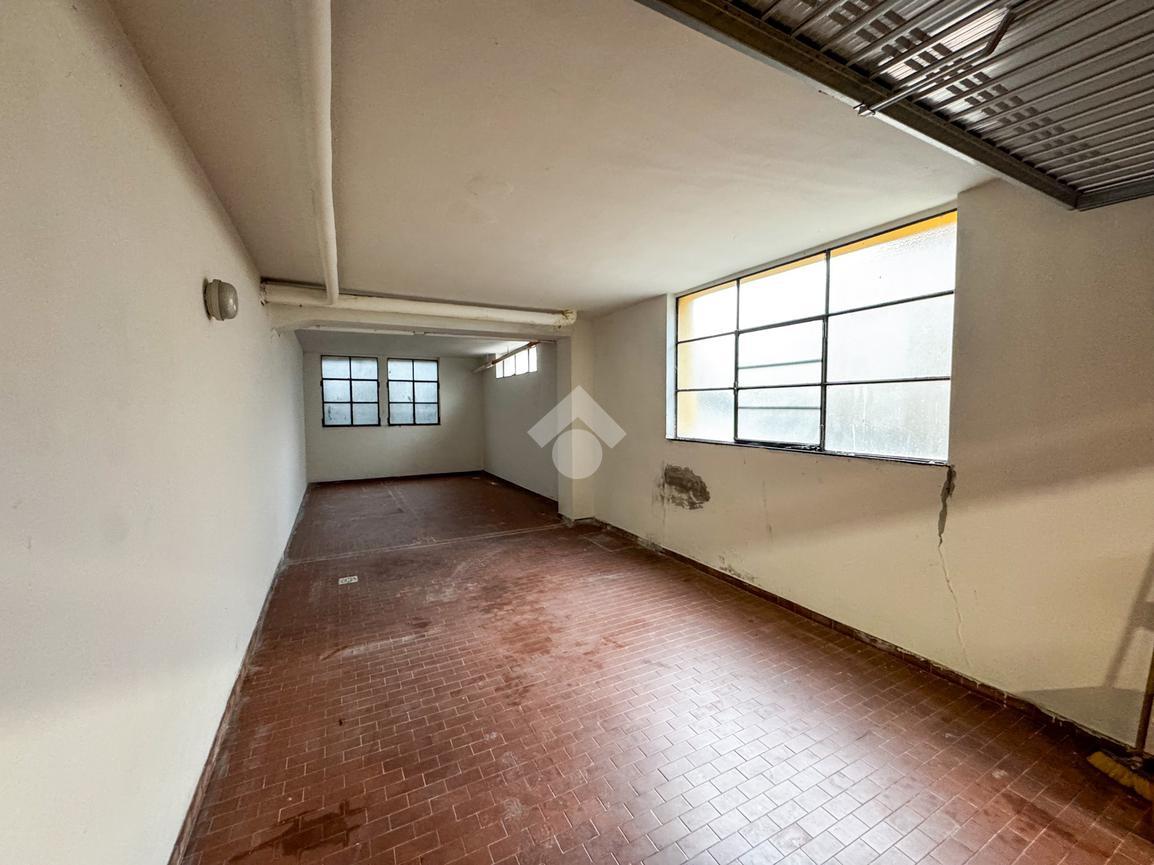 Magazzino in Via Statale 1157, Garlate, {3} - Foto 2