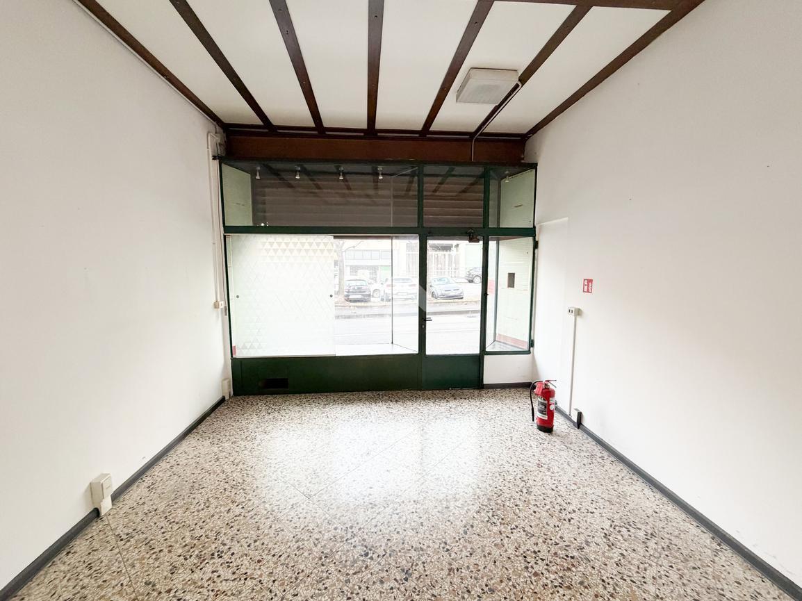 Ufficio in Corso Promessi Sposi 76, Lecco, {3} - Foto 1