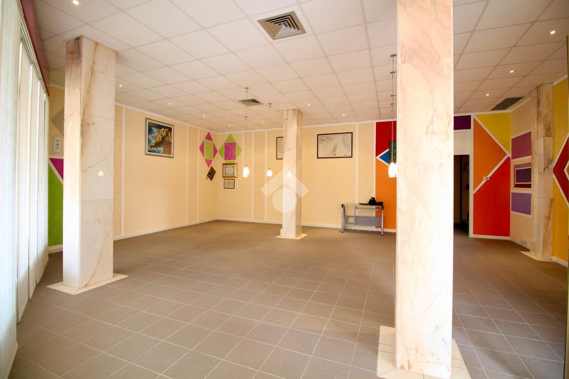 Ufficio in Via Runcis 4, Casarsa Della Delizia, {3} - Foto 1