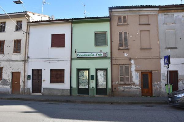 Negozio in Via XXV Aprile 202 Chigno, Chignolo Po, {3} - Foto 1