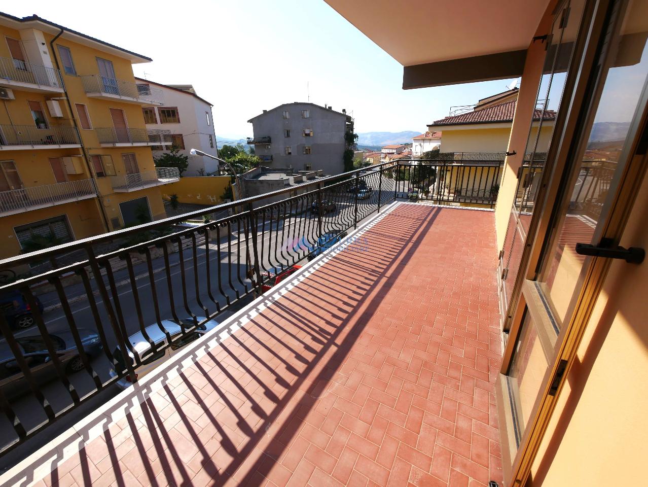 Appartamento in vendita a Montenero Di Bisaccia