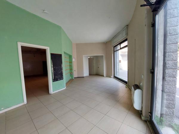 Negozio in Via Giuseppe Verdi 1, Vobarno, {3} - Foto 1