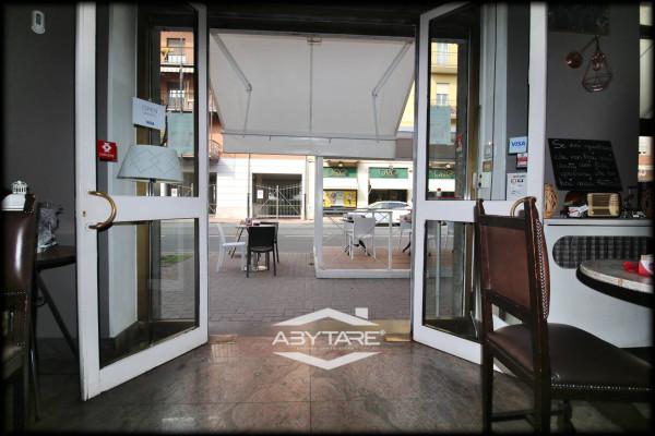 Bar in Via Sestriere 46, Moncalieri, {3} - Foto 1