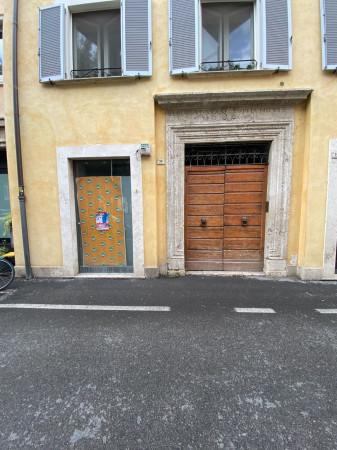 Negozio in Via Giuseppe Petroni 40, Terni, {3} - Foto 2