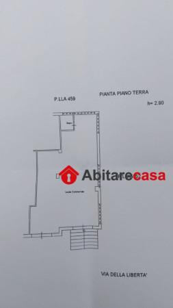 Negozio in Via della Libertà 69, Frignano, {3} - Foto 1