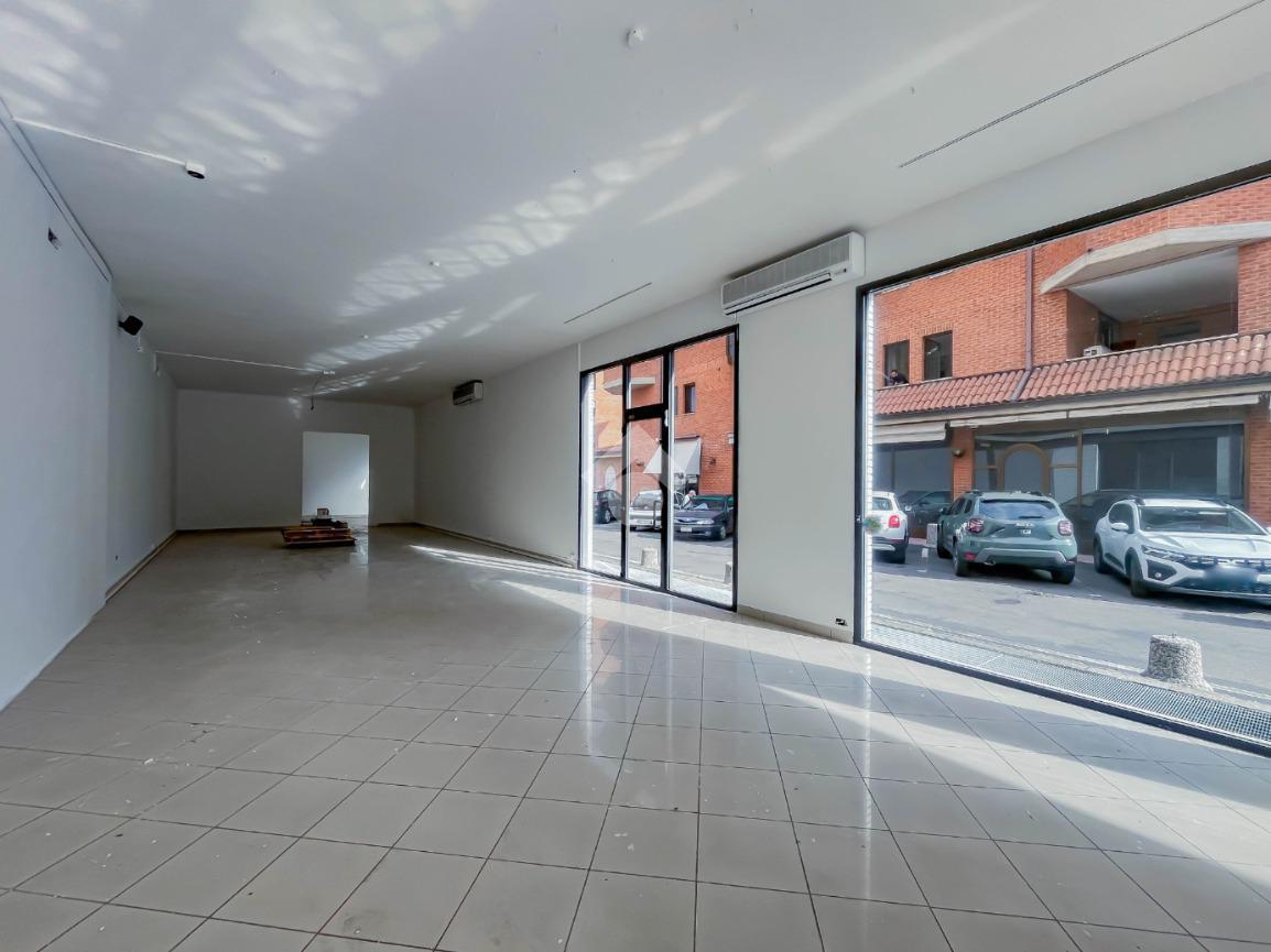 Negozio in Via N. Tavoni, Vignola, {3} - Foto 2