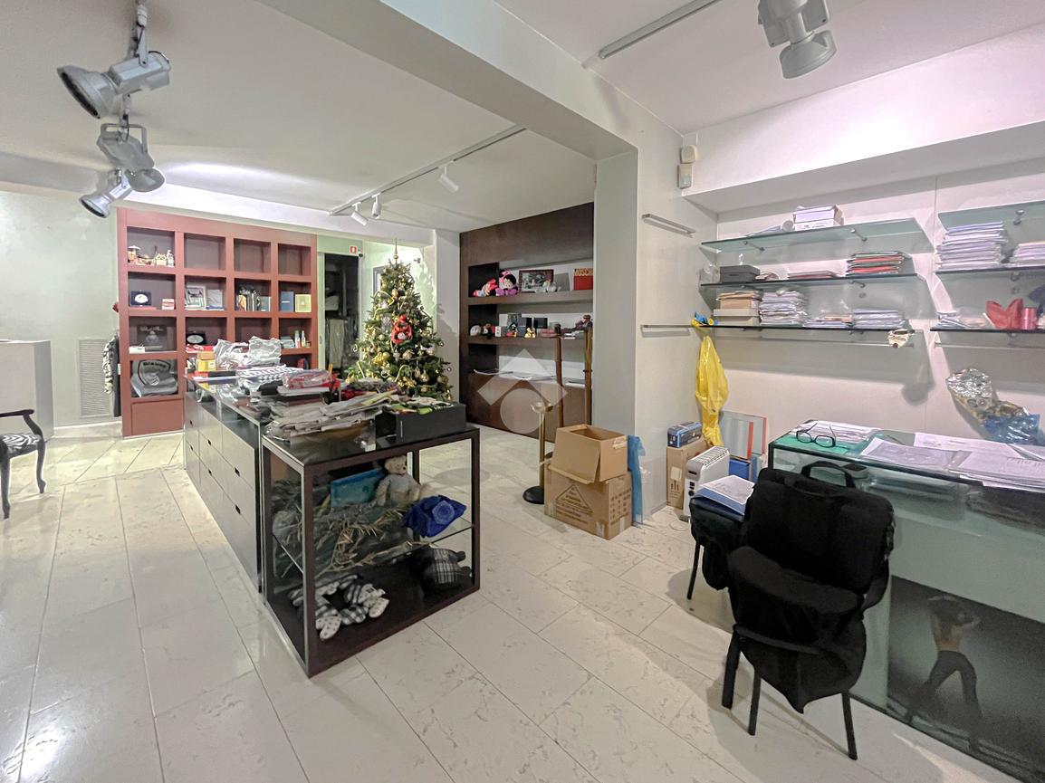 Ufficio in Via Trento E Trieste 1, Formigine, {3} - Foto 2