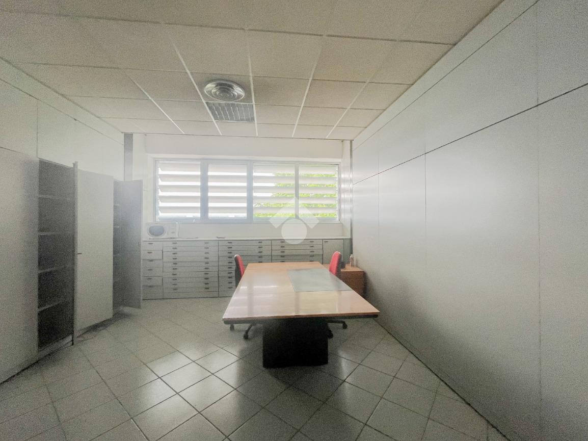 Ufficio in Via Marzabotto, Fiorano Modenese, {3} - Foto 1