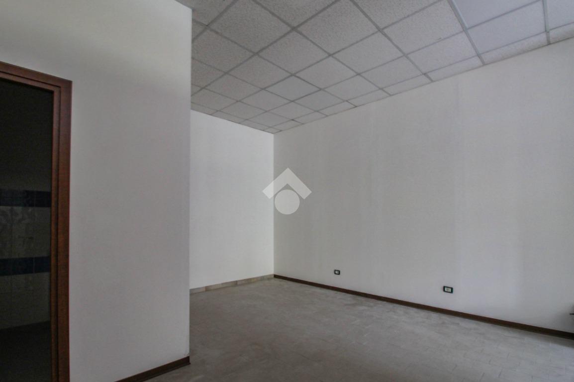 Negozio in Via Togliatti 5, Formigine, {3} - Foto 2