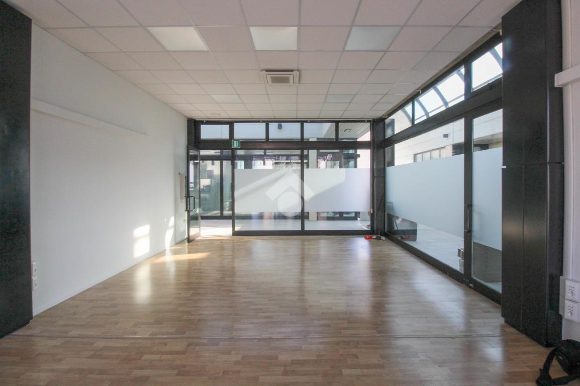 Ufficio in Via XX Settembre, Sassuolo, {3} - Foto 1