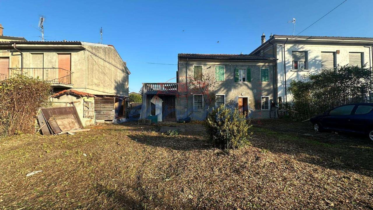 Villa unifamiliare in vendita a Castel San Giovanni