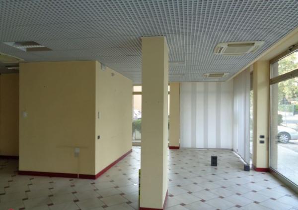 Negozio in , Fiorano Modenese, {3} - Foto 2