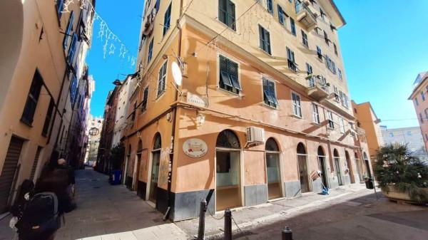 Negozio in Via Borgo degli Incrociati, Genova, {3} - Foto 1