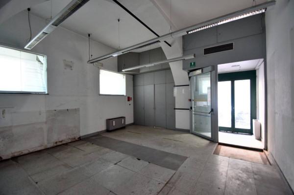 Negozio in Via del Lagaccio 76, Genova, {3} - Foto 2