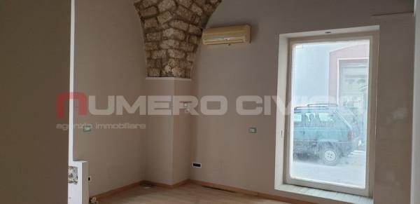 Negozio in Via Tenente Iorio, Foggia, {3} - Foto 2