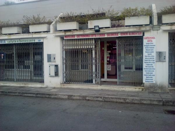 Macelleria in Via del Cavalluccio, Otranto, {3} - Foto 1