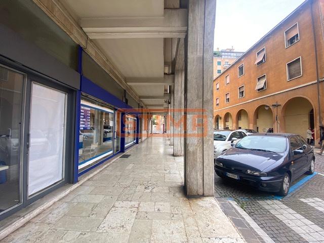 Negozio in , Treviso, {3} - Foto 2