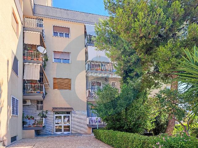 Wohnung in {3}, Viale Luigi Einaudi 8 - Foto 1