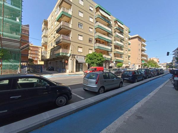 Negozio in Viale Tica 169, Siracusa, {3} - Foto 2