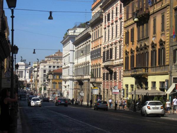 Negozio in Via Nazionale, Roma, {3} - Foto 1