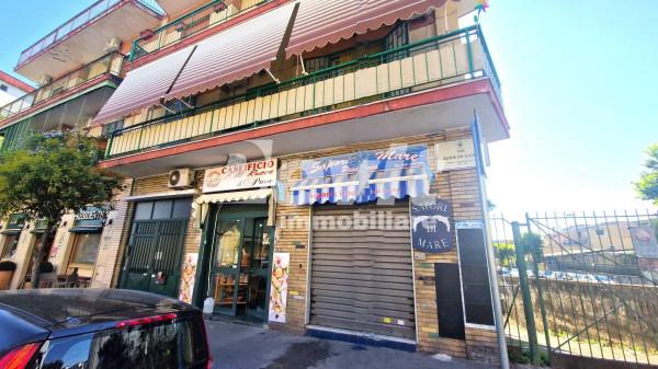 Negozio in Via Alcide De Gasperi, San Giorgio A Cremano, {3} - Foto 1