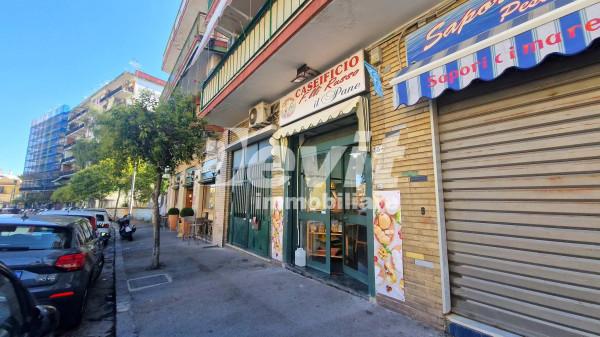 Negozio in Via Alcide De Gasperi, San Giorgio A Cremano, {3} - Foto 2