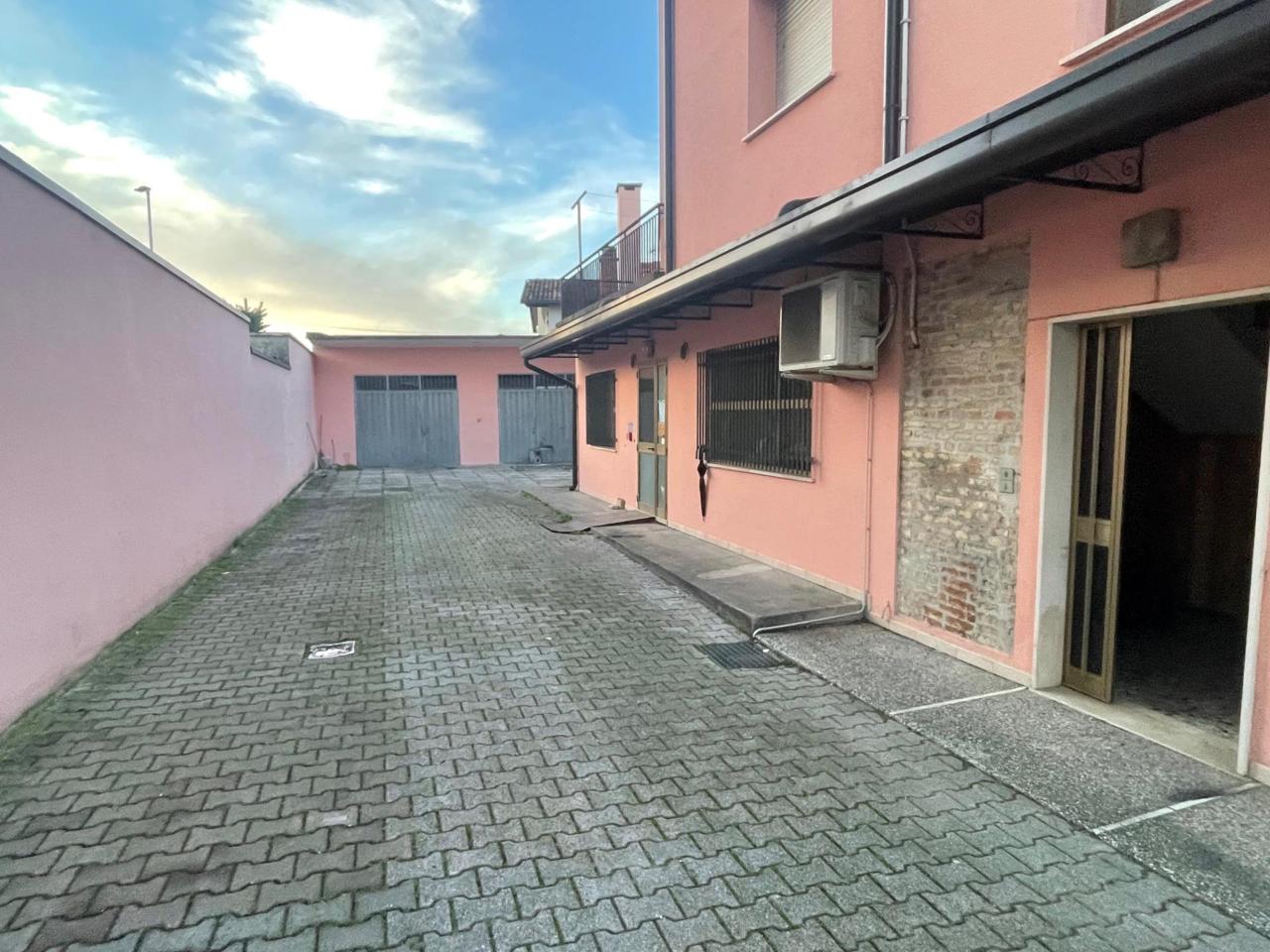 immagine annuncio 11 di 12