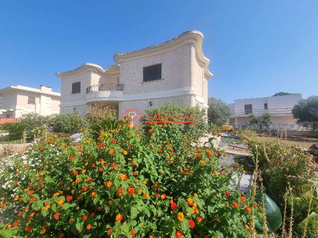 Single-family villa in {3}, Monte d'Alba - Photo 1