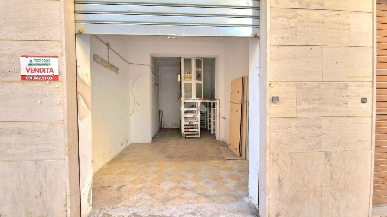 Negozio in Via Gaetano Abela 14, Palermo, {3} - Foto 2